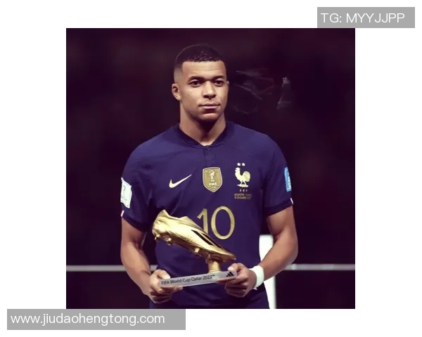 历届足球世界杯中的传奇球星与他们的辉煌瞬间回顾 历届足球世界杯中的传奇球星与他们的辉煌瞬间回顾